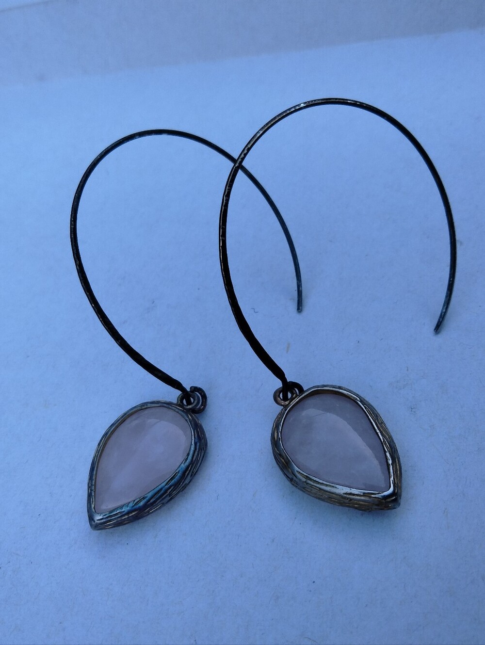 Anthropologie Teardrop Rose Quartz Dangle Earrings - Pink Stone on Metal